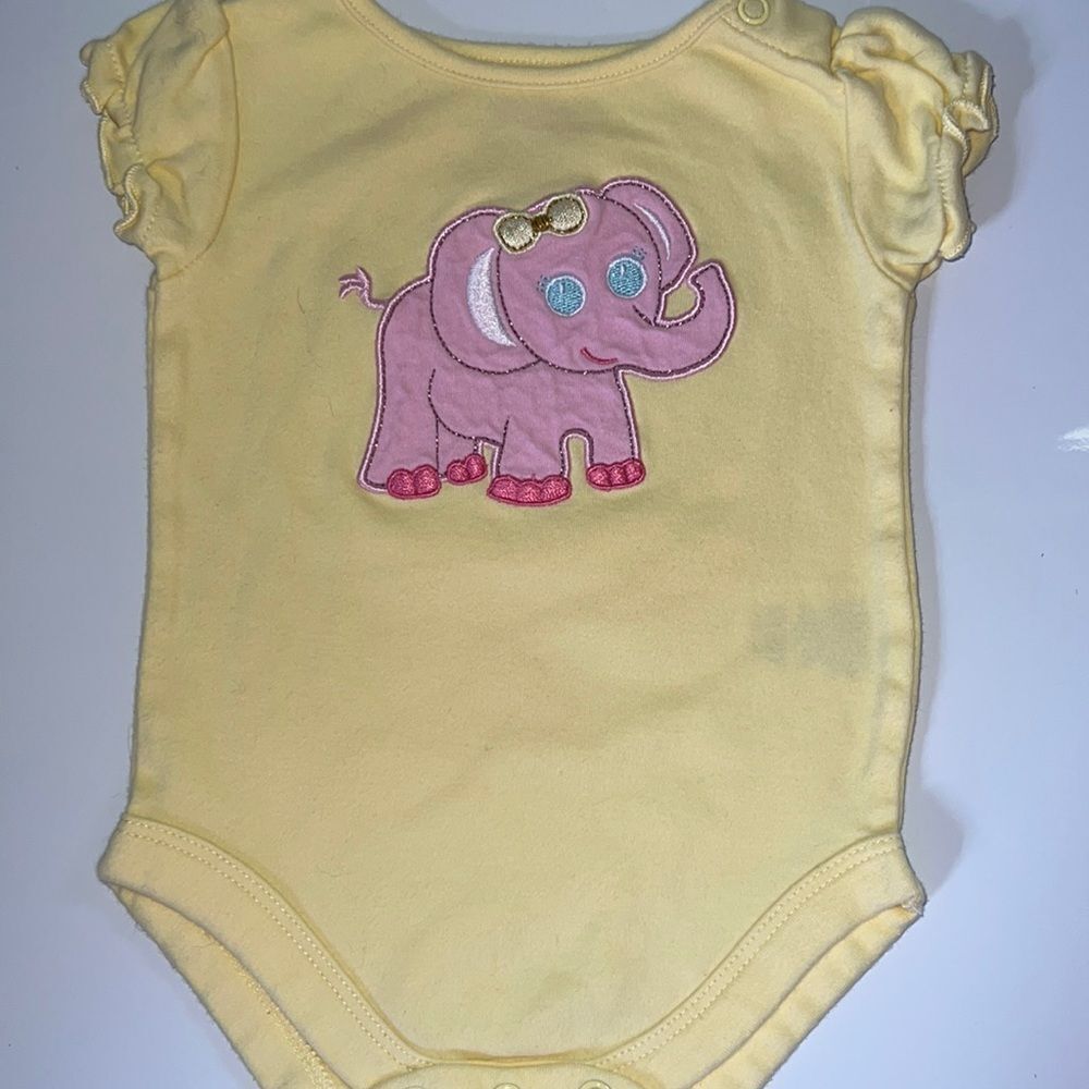 🛍Cute Little Girls Onesies size 0-3 Months 🛍 - Picture 4 of 7